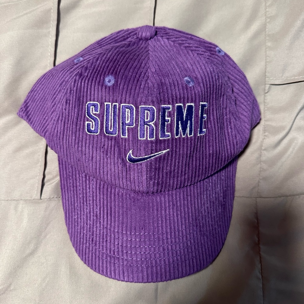 Supreme x Nike Corduroy Hat